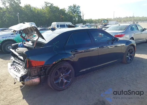 2022 Chrysler 300 S z USA, uszkodzony, nr VIN 2C3CCABG7NH130918